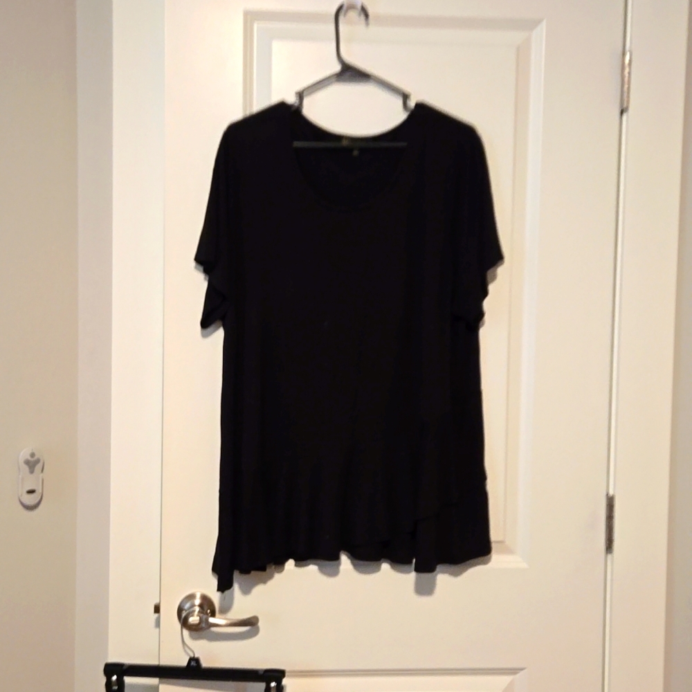 DG2 Bamboo double peplum top